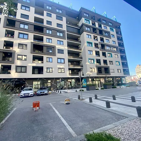 Апартаменты Penthouse 916 *